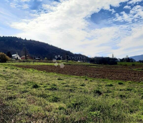 Građevinsko zemljište na jezeru Sabljaci, Ogulin