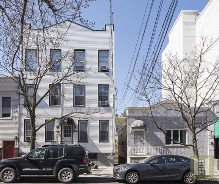 House For Sale: 414 -416 JEFFERSON..