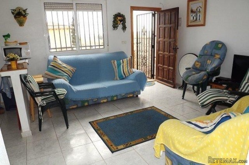 2 Bedrooms Apartment For Sale - 2