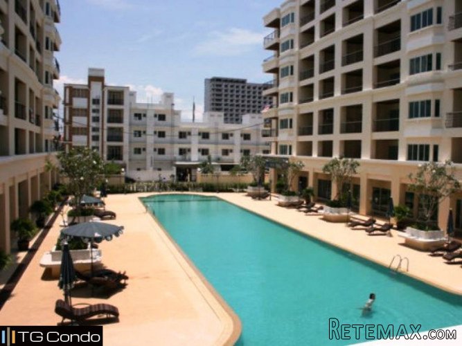 Pattaya PLATINUM SUITES CONDO Apartment for Sale, 2..