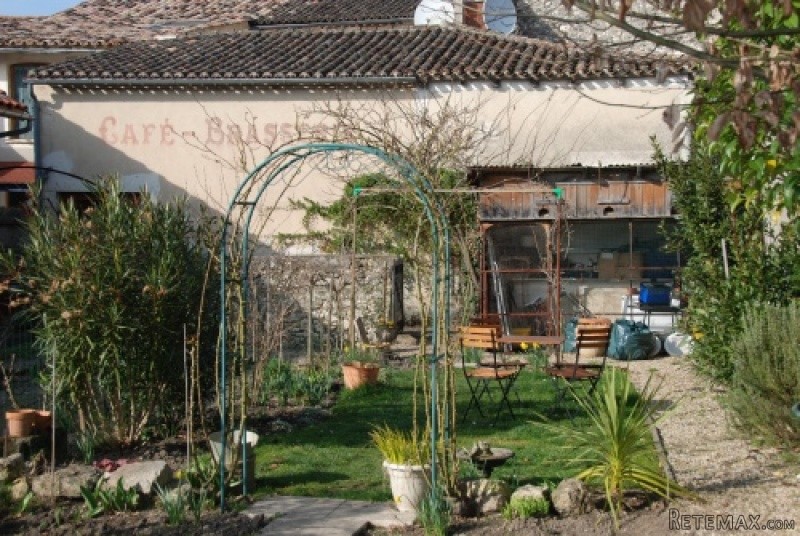 APS2465 NOT just a cafe but a possible..