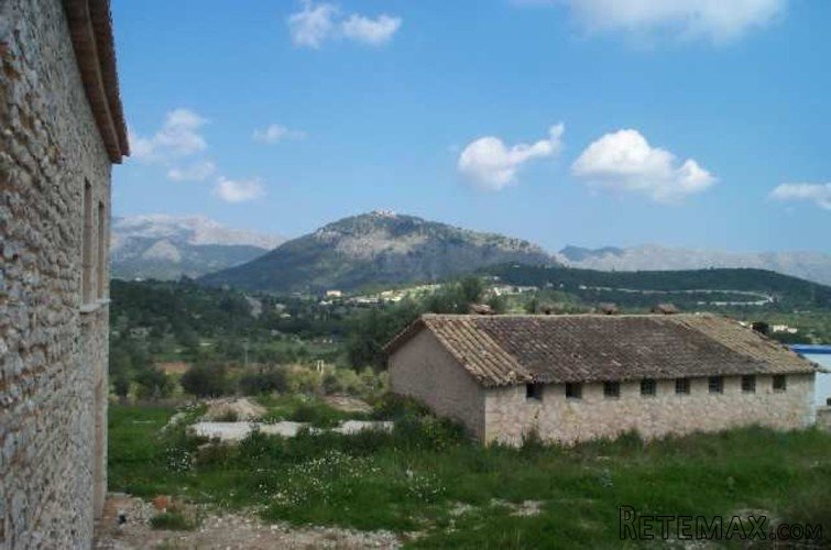 Can Puig, originally a 17th century manor house (possibly.. - 3
