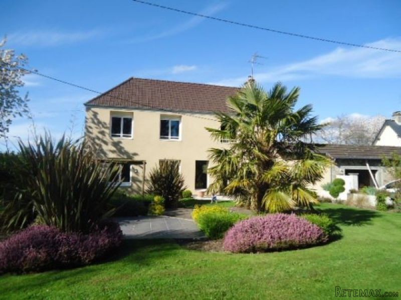 Attractive Detached House For Sale