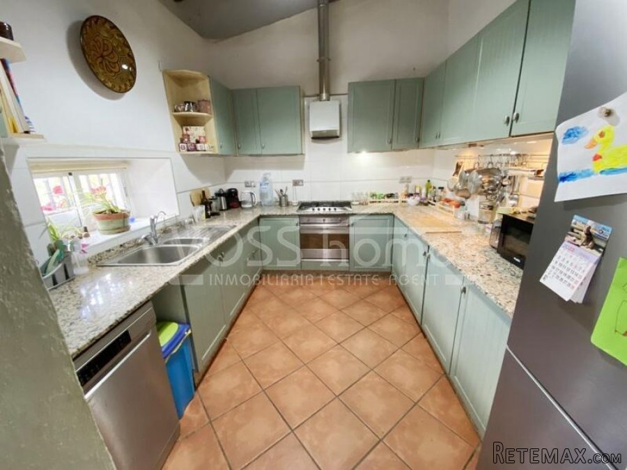 NEW & EXCLUSIVE LISTING TO VOSS HOMES - A Quaint & Quirky.. - 7
