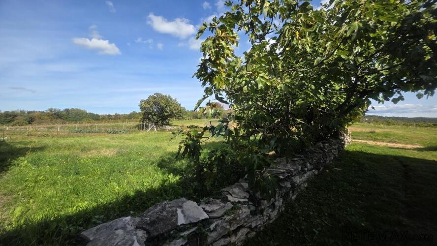 Istra,Oprtalj-Građevinsko zemljište u mirnom zaseoku - 2