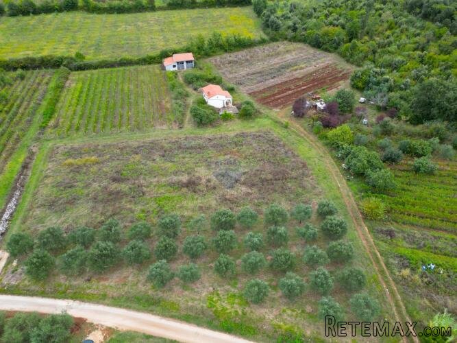 Rovinj,4km od centra,dva legalizirana objekta u kampanji-103 - 2