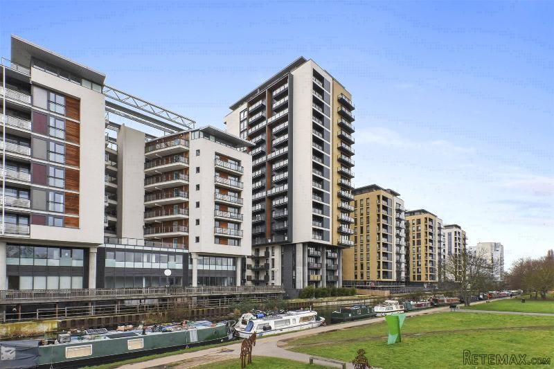 Property - London - For Sale