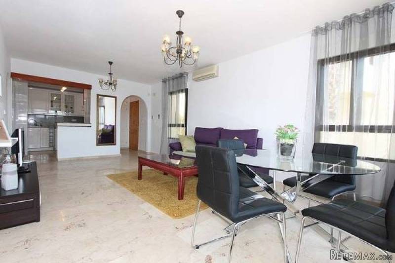 2 Bedroom 2 Bathroom Apartment In..