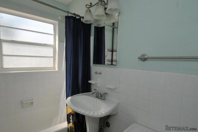 2135 Ne 4th Wy, Boca Raton, FL - $1,900 - 2