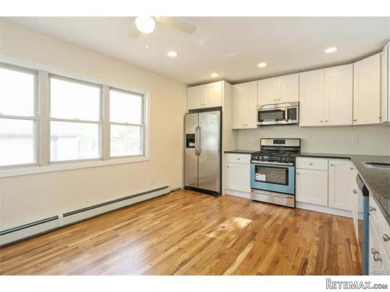 2 bedroom House For Sale: 1791 Parmly.. - 2