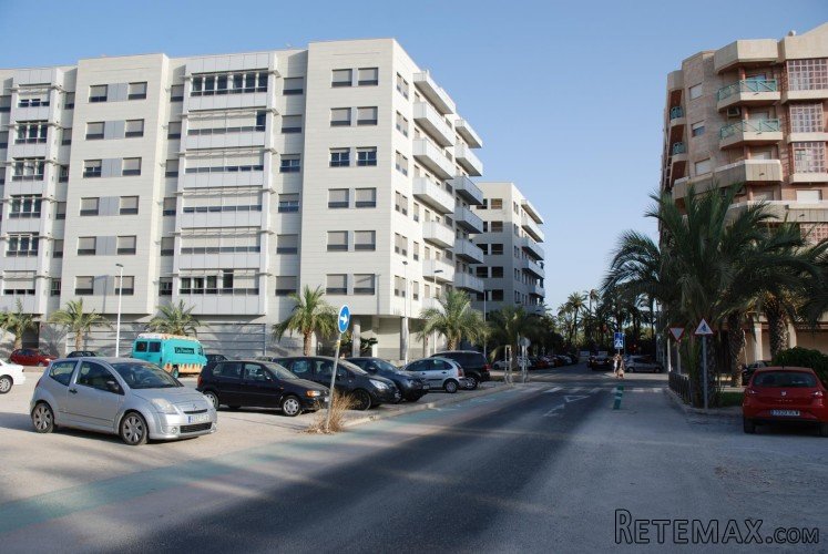Apartamentos están ubicados en Elche, en un complejo.. - 3