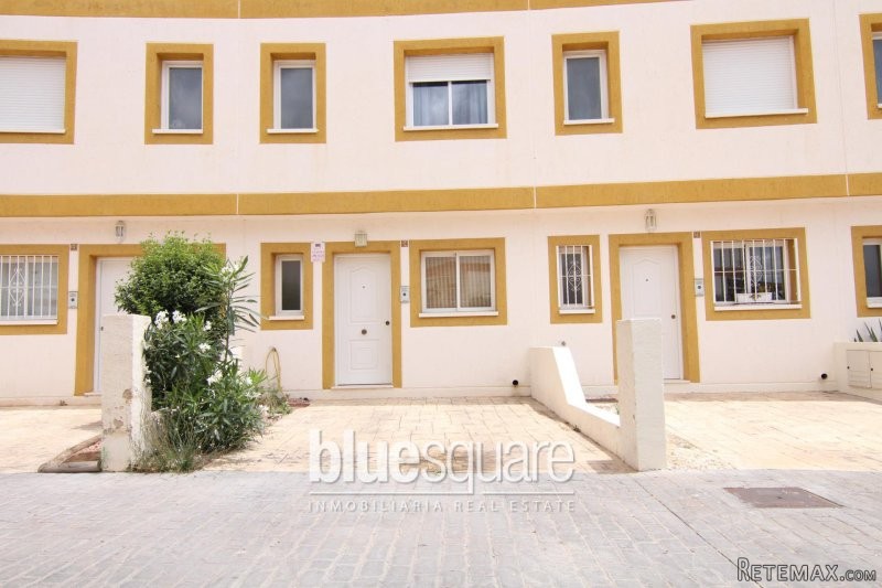 3 Bedroom semi detached house with.. - 2