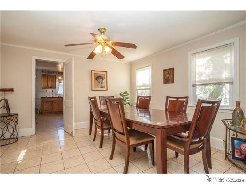 5 bedroom Flat For Sale: 17 Clove Road.. - 2
