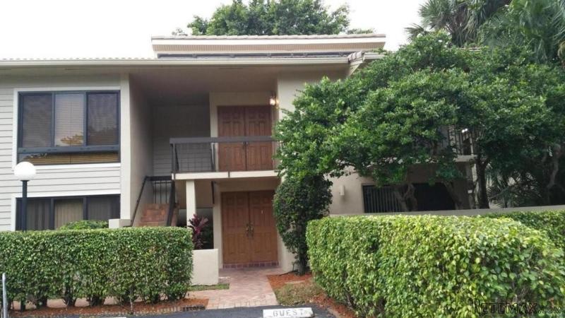 7770 Lakeside Blvd #g308, Boca Raton..