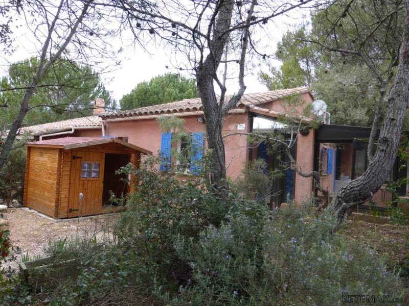 Single Storey House With Pool, Near The.. - 2