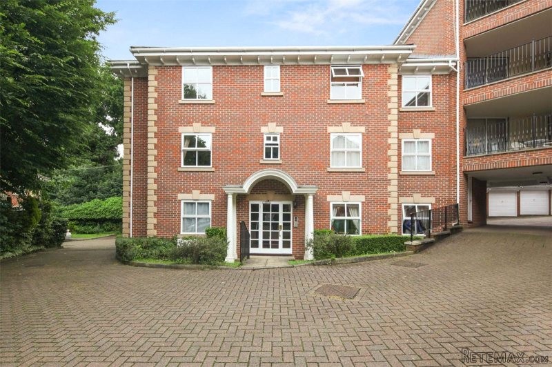 Property - London - For Sale