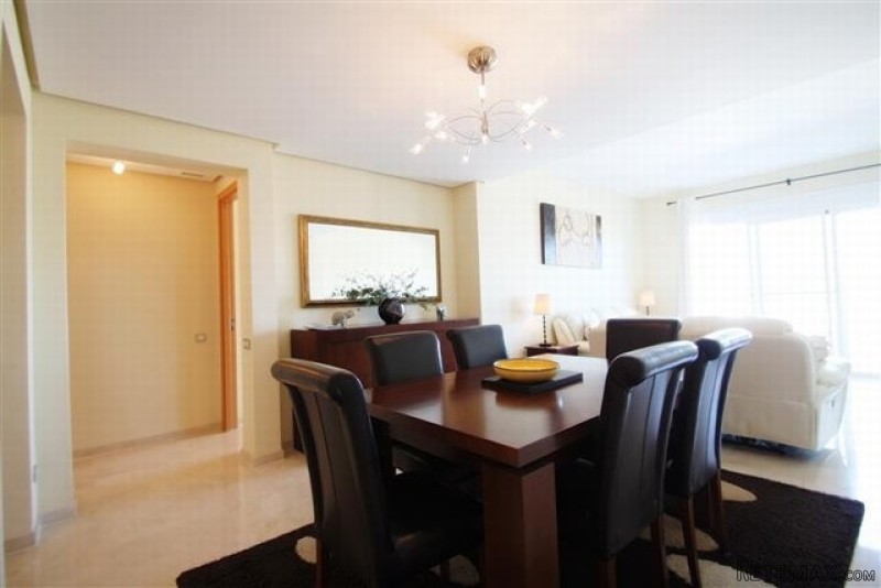3 Bedrooms - Apartment - Malaga - For.. - 2