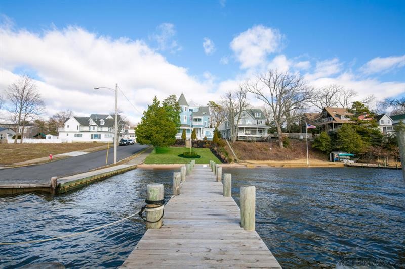 7 bedroom Detached House For Sale: 2.. - 2
