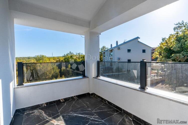 APARTMAN - PRVI KAT OTOK KRK
