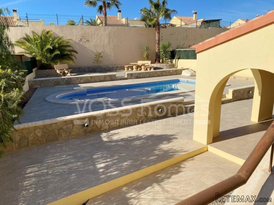 RESERVED/SALE AGREED WITH VOSS HOMES - An impressively.. - 9