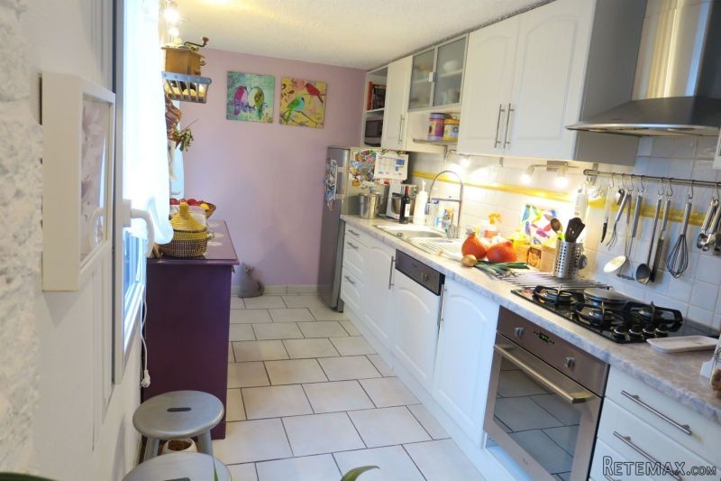 Sale House Saintes (17100) Fontcouverte - 2