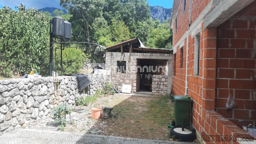 Crikveničko zaleđe, Grižane, kuća s okućnicom - 2
