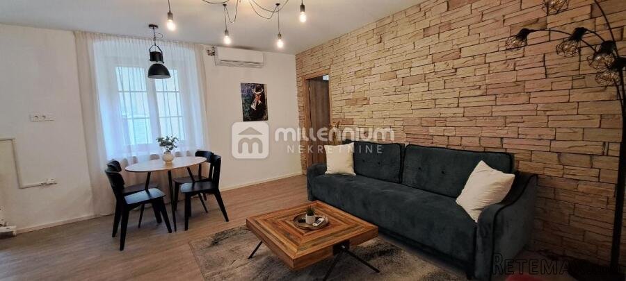 Rijeka, Centar, 82m2, dvije stambene jedinice - 12