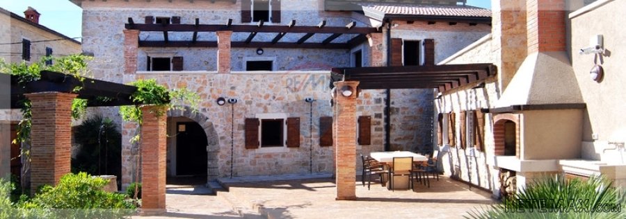 Renovirana vila iz 17. stoljeća u centralnoj Istri