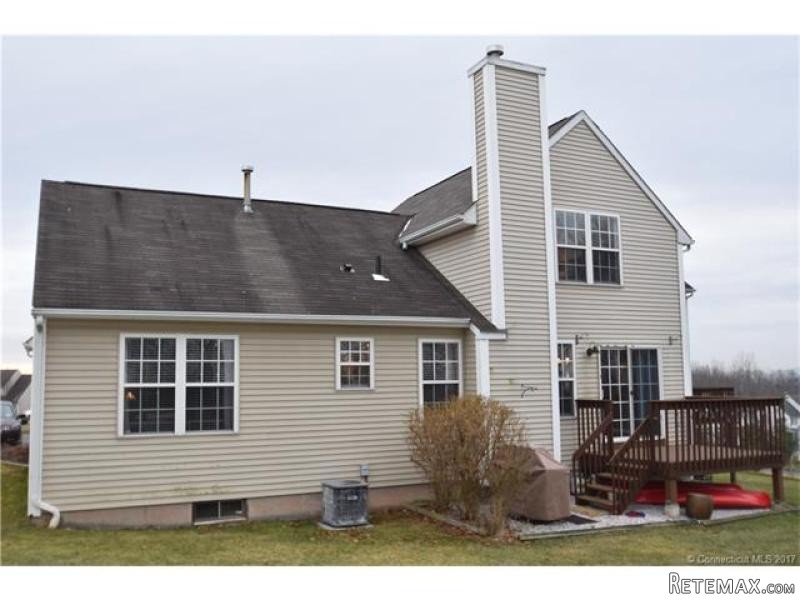2 Bedrooms - Condo - CT - For Sale - 2