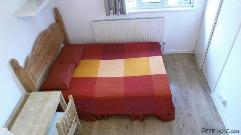 Double Room In Canary Wharf