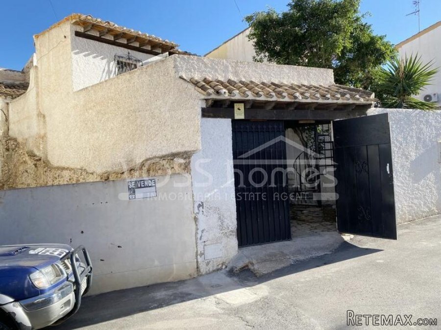NEW & EXCLUSIVE TO VOSS HOMES - This is a fantastic quirky.. - 9