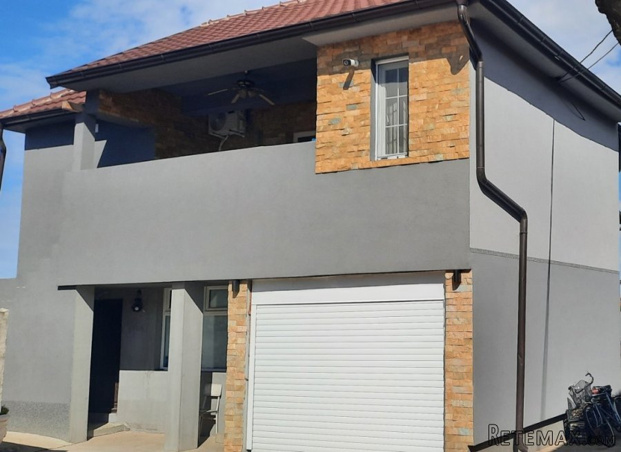 Kuca na prodaju 270+30m2-Dobanovci