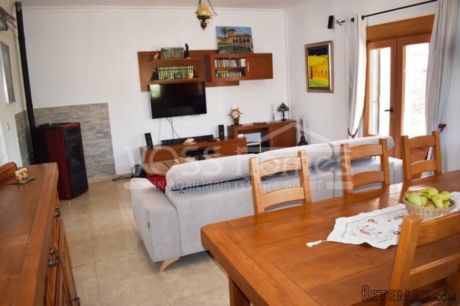 NEW TO VOSS HOMES - A very attractive country villa for.. - 20