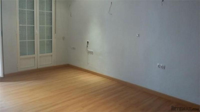 1 bedroom apartment for sale - 2