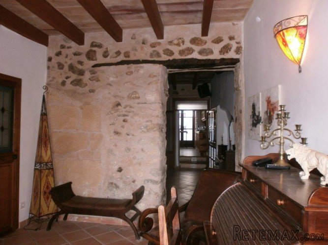 Excellent town house in Campanet very close to the main.. - 2