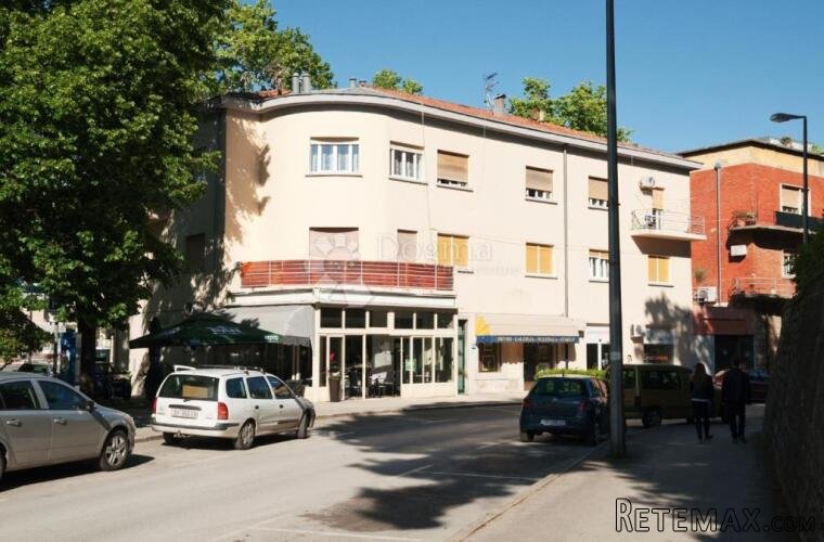 Zadar, Poluotok, posebna zgrada - 2
