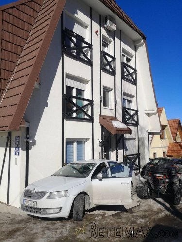 Prodajem 2 apartmana na Kopaoniku