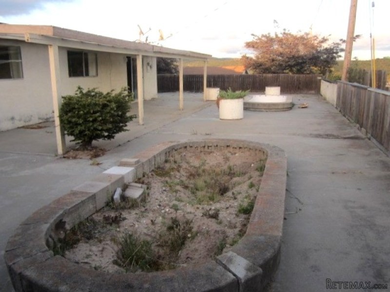 1410 Calle Lindero Lompoc, CA, 93436..