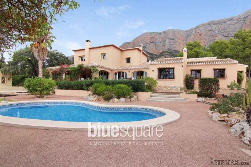 Beautiful finca style villa with views.. - 2