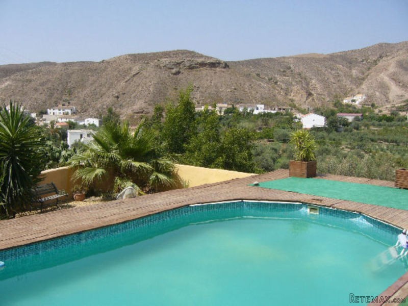 Cortijo / Country House in Albox