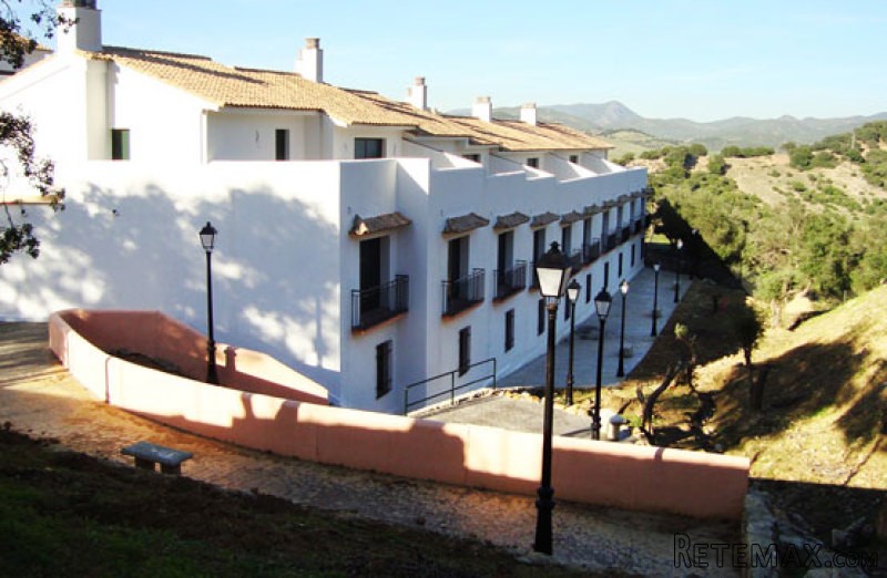 3 Bedroom Apartment in Alcala de los.. - 2
