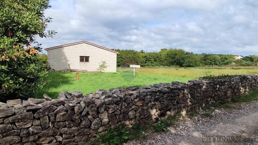 Istra,Krnica, 4 građevinske parcele 3707 m2