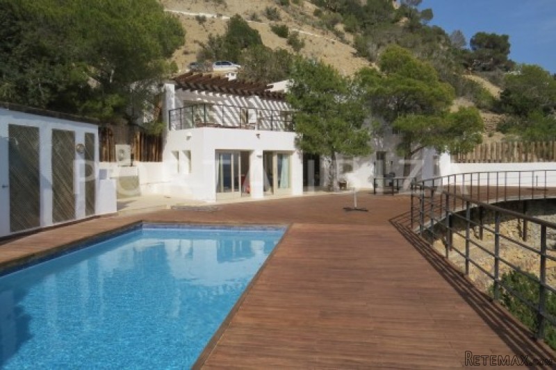 Fabulous modern first line villa in Es.. - 2