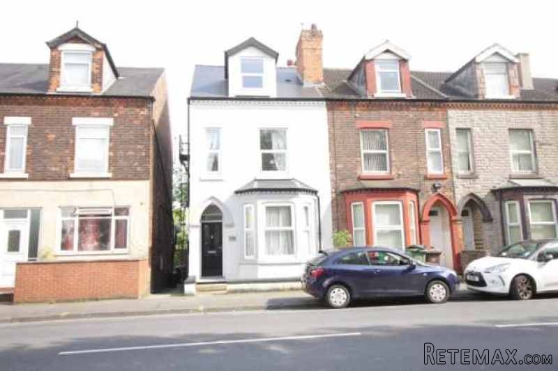 4 bedroom, End Of Terrace House house..