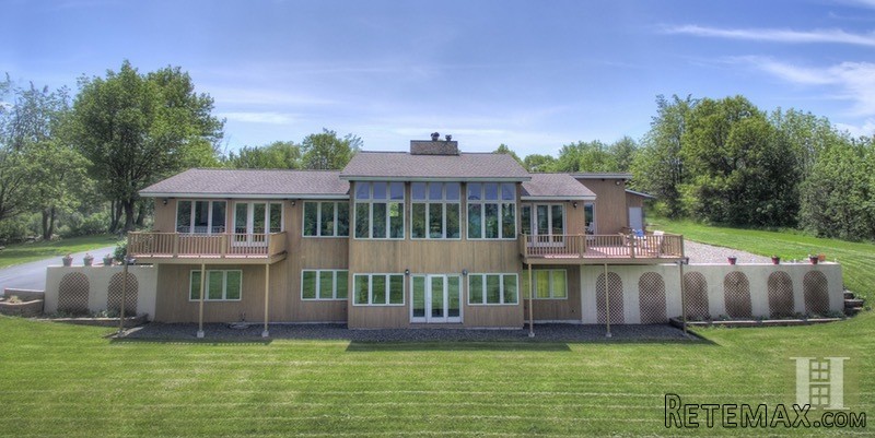 4 bedroom House For Sale: 2443 COUNTY..