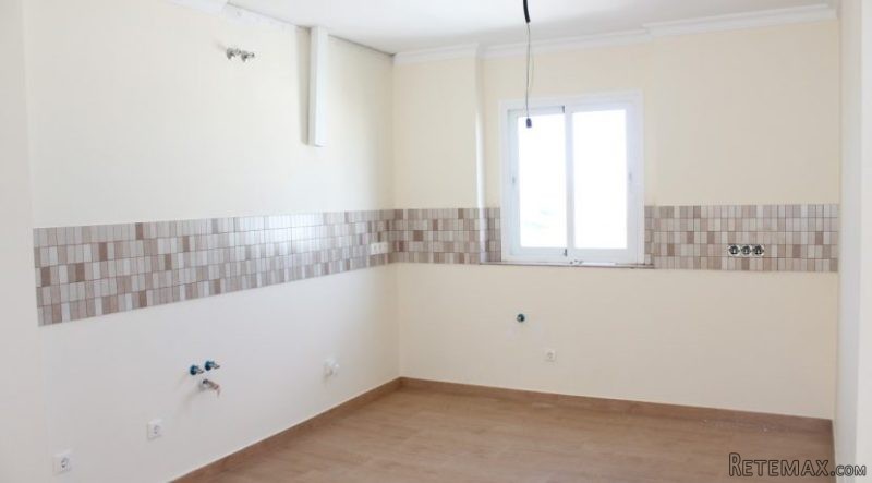 Newly Refurbished Contemporary..