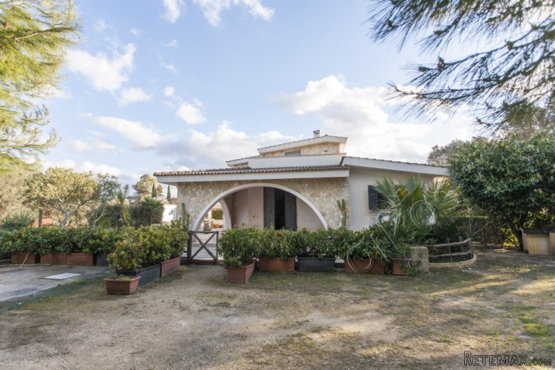V000232, Villa For Sell In Oria