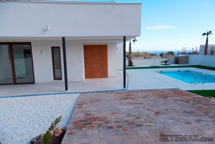 Fantastic new built villa with sea views in Polop. The.. - 8