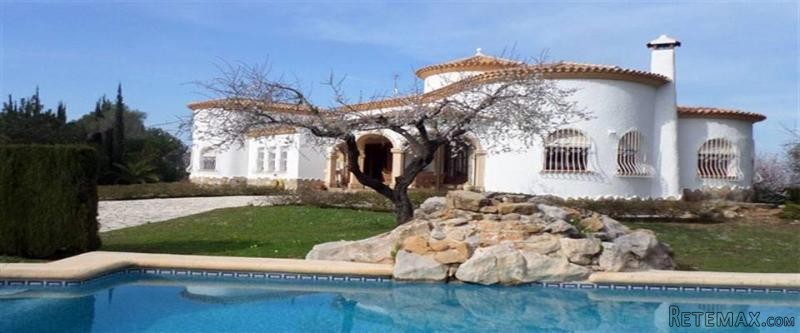3 Bedrooms - Villa - Alicante - For Sale