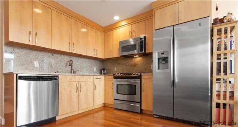 Condo - New York State - For Sale - 2